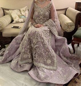 2022 nouvellement embelli Zari travail belle conception indienne/pakistanaise soie mariée longue Kameez Lehennga robe pour les mariages - Product Image 1