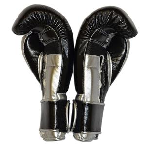 Gants de boxe en cuir Pu pour hommes, accessoire de printemps, noir et argent, pour entraînement - Product Image 3
