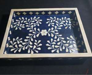 Plateau de service d'hôtel au design floral Plateau rectangulaire en résine d'os incrusté de nacre indienne - Product Image 1