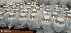 Suministros funerarios Premium de urna para mascotas de latón fabricados en la India - Product Image 2