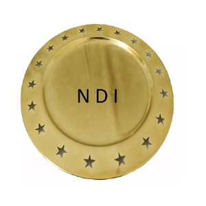 Plato Decorativo de Cristal Dorado con Diseño de Diamantes para Servir Comida en la Mesa - Product Image 5