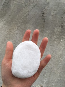 Tumbled Pebble กรวดหินสีขาวเวียดนามคริสตัลหินจากเวียดนามผู้ผลิต - Product Image 2