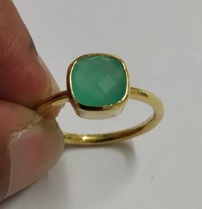 Joyería de piedras preciosas del vendedor indio Anillo de bodas de plata 925 Diamante Perla ovalada Moissanite Ajuste de canal de diamante Certificado IGI - Product Image 1