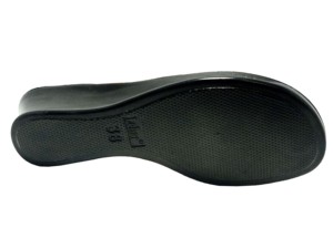 Pantoufle de créateur à talons hauts courbés pour l'extérieur et pour toutes les saisons - Product Image 3