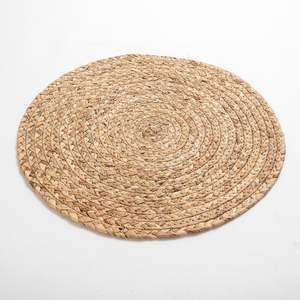 แผ่นรองแก้วแบบถักทรงกลม ความสุขที่ทำด้วยมือ - Product Image 1