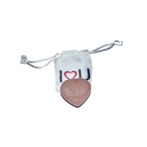 Corazón de Cuarzo Rosa con Grabado de Amor |   Piedras con Palabras Grabadas |   Piedras de Fe - Product Image 1