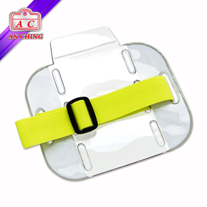 Brassard de sécurité réfléchissant transparent en PVC pour porte-badge - Product Image 2