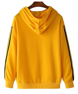 Chaqueta de Invierno Ligera, Transpirable y Moderna para Hombre, con Capucha, Resistente al Viento, con Logotipo Frontal, Tejido de Punto Ecológico - Product Image 1