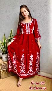 Kurtis Dames Coton Reyon Femmes Anarkali Dernier Design De Mode Prêt À Porter Bas Prix avec Dupatta Jackate Robe Indienne En Gros ApparelGarment - Product Image 2