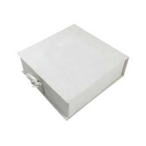 Elegant <b>White</b> Gift <b>Cardboard</b> <b>Box</b> Customize Packaging <b>Box</b> Beautiful Environment Friendly High Quality - Product Image 4