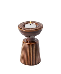 ที่ใส่เทียนเคลือบขี้ผึ้งสีน้ำตาลแบบโบราณทำจากโลหะเหมาะสำหรับใช้บนโต๊ะอาหารบนโต๊ะในห้องนั่งเล่นพร้อมกล่องบรรจุภัณฑ์ที่หรูหรา - Product Image 1