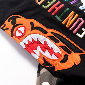 เสื้อฮู้ดลายพรางแบบยูนิเซ็กส์ กำลังฮิต พร้อมรับสั่งทำลายพิมพ์แบบซับลิเมชั่น ผ้าฝ้าย 100% แฟชั่นฤดูหนาว แบรนด์ดัง ผ้าฟลีซอุ่นๆ ขายส่ง - Product Image 6