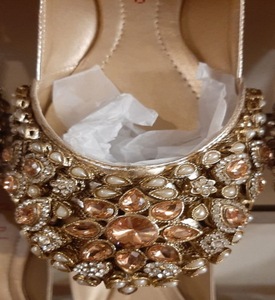 Zapatos Khussa con cuentas elegantes para mujer, moda plana Punjabi Pakistani Khussa para la temporada de primavera - Product Image 4