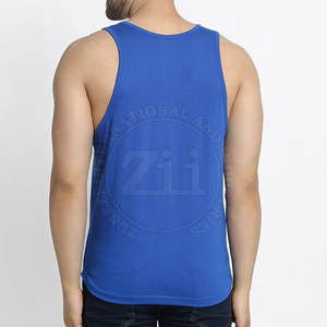 เสื้อกล้ามผู้ชายคุณภาพพรีเมียม ระบายอากาศได้ดี ผลิตจากผ้าถักที่เป็นมิตรกับสิ่งแวดล้อม แห้งเร็ว น้ำหนักเบา ผลิตจากผ้าฝ้าย/โพลีเอสเตอร์ ไซส์ XL ผลิตในปากีสถาน - Product Image 3