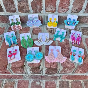 Pendientes de Cuentas de Verano Hechos a Mano: Felicidad Artesanal - Product Image 1