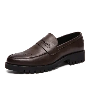 Mocassins tissés à talon plat pour hommes et femmes, chaussures en cuir respirant de haute qualité, très tendance