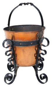 Cubo de carbón de diseño estándar en hierro recubierto de polvo negro perfecto para accesorios de fogata interior - Product Image 2