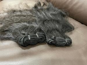 ต่อผมอินเดียใต้ เกรด 12A คุณภาพดีที่สุด ผมแท้ หนังกำพร้าผมยังอยู่ครบ ไม่ผ่านการแปรรูป ไม่มีสารเคมี ไม่หลุดร่วง แบบลอนบอดี้เวฟ - Product Image 2