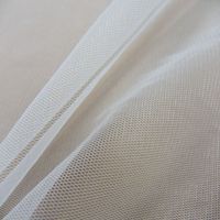 LCY685-2S Taiwan Gewebter 100% Nylon Atmungsaktiver Glatter Weicher Elfenbeinfarbener Mittelschwerer Tüllstoff für Taschen, Heimtextilien & Kostüme