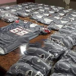 Fabricants d'uniformes de football américain unisexes, respirants, antibactériens, à impression numérique, Sialkot, Pakistan, offrant des services OEM sur mesure - Product Image 6
