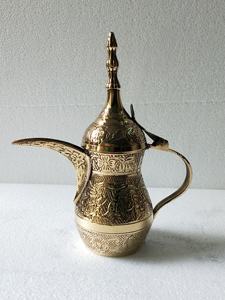 Diseñador de Dubai Dalla árabe café y té ollas - Product Image 4