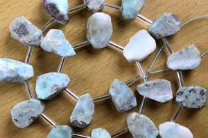 พลอยลาริมาร์ธรรมชาติไม่ซ้ำใคร21ชิ้น,อัญมณีทรงไม่สม่ำเสมอเครื่องประดับหินสีฟ้าคอลเลกชันสไตล์ผู้ค้าส่ง - Product Image 3