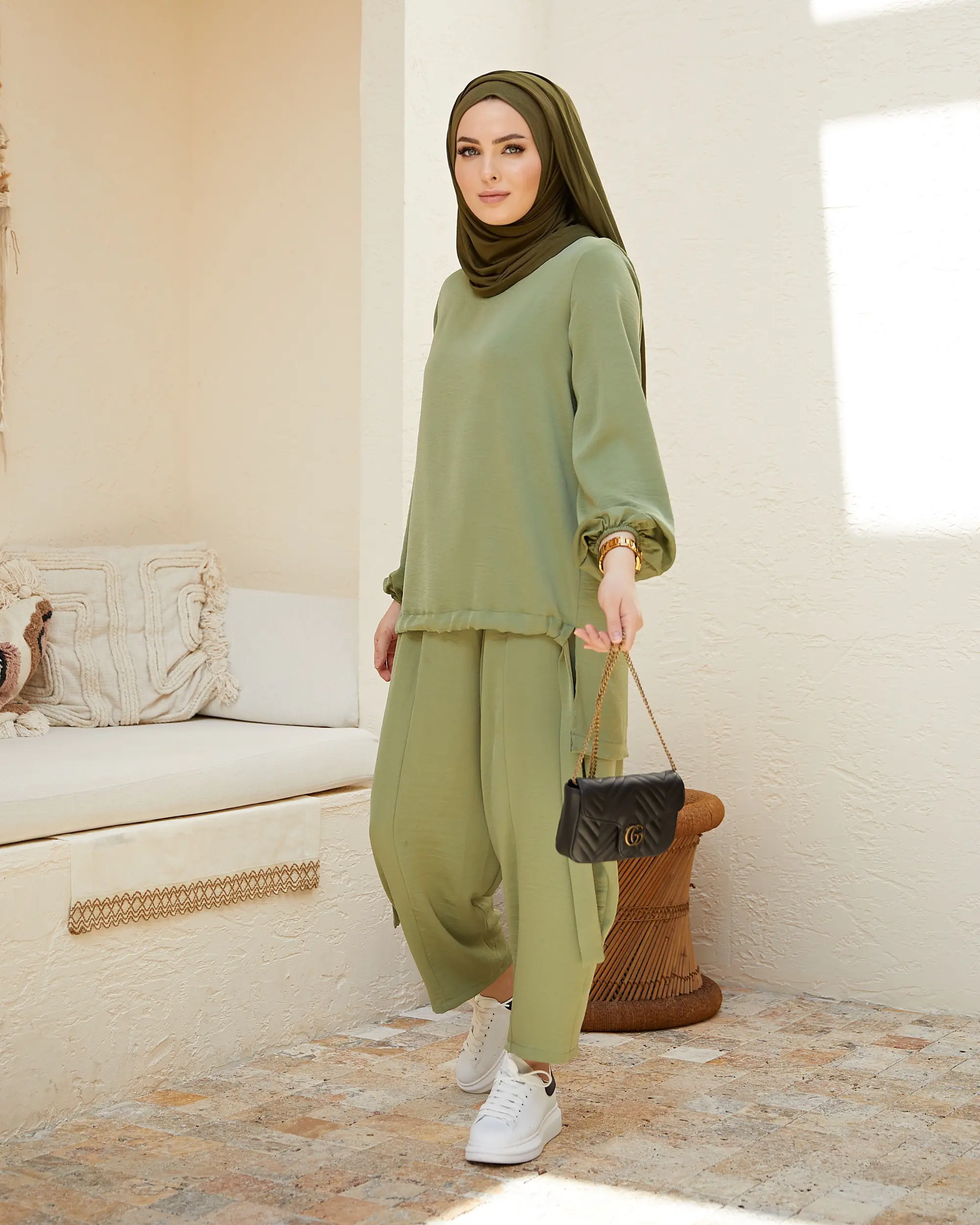 Salvarli Takim Gaun Khaki, Kualitas Terbaik Pakaian Islami Tekstil Wanita Murdum Butik Butik Whosale