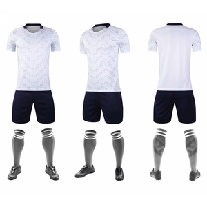 Uniforme de football de haute qualité, nouveau Design, moins cher, prêt à l'emploi, uniforme pour hommes - Product Image 1