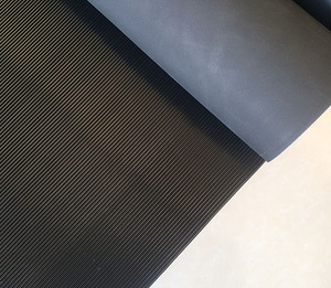 Tapis de sol en caoutchouc résistant au vieillissement de qualité commerciale pour camionnettes/boîte de camion/atelier/entrepôt/passerelle - Product Image 2