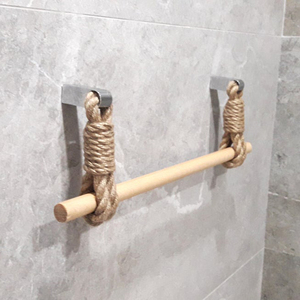 Soporte de toalla de bambú con cuerda de yute - Product Image 1