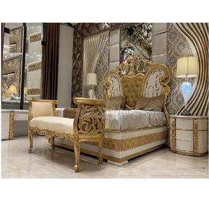 Juego de Muebles de Dormitorio Dorados Tallados a Mano Estilo Europeo, Juego de Muebles de Dormitorio de Estilo Francés Antiguo con Acabado Dorado, Cama Tallada a Mano - Product Image 1