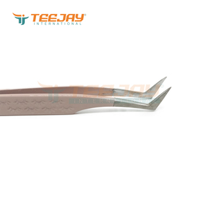 Pince à cils TEEJAY L Boot Baby Pink avec revêtement poudré, pour extensions de cils volumineuses, avec nouvelle poignée de 12 cm et pointe lisse - Product Image 3