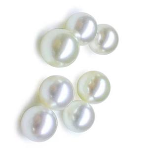 Perla Redonda Natural Grande, Blanca y Brillante, de Agua Salada, de Australia, Grado AAA - Product Image 1