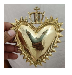Corazón sagrado pulido latón único - Product Image 5