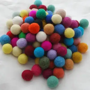 Großhandel filz kugeln crafting-Groß Großhandel nepal Diy handgemachte Handwerk gefilzt 2cm Farbige Baumwolle Wolle Ball