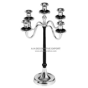 Candélabres en argent au design unique à vendre Prix de gros Candélabres faits à la main nickelés de la meilleure qualité pour centre de table de mariage - Product Image 1