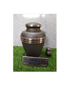 Urna de latón con acabado de pizarra para adultos, suministros funerarios de terciopelo negro, alta calidad, India - Product Image 1