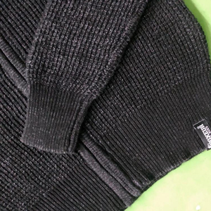 Lots de vêtements de marque en surplus : Pulls d'hiver à col montant et fermeture éclair intégrale pour hommes – Stock du Bangladesh - Product Image 3