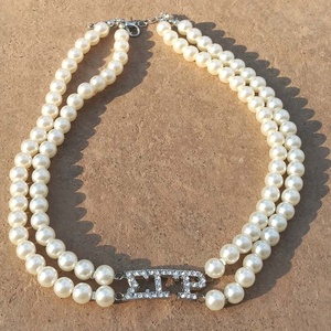 <span class=keywords><strong>Collana</strong></span> Multistrato <span class=keywords><strong>con</strong></span> Lettere Greche, Gioiello <span class=keywords><strong>con</strong></span> <span class=keywords><strong>Perle</strong></span> e Lettere Greche Divine Nine, <span class=keywords><strong>Collana</strong></span> Choker Sigma Gamma Rho - Product Image 3