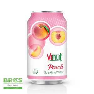 Eau pétillante à la pêche 330 ml, essence de fruit pure, marque VINUT, certifiée ISO/GMP/BRC, fabricant de boissons en marque blanche OEM/ODM - Product Image 1
