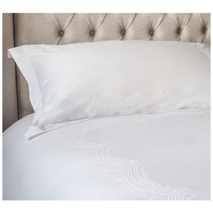 ชุดเครื่องนอนปักด้วยมือ,ชุดหมอนและแบนผ้าฝ้าย100% Quang Thanh เย็บปักถักร้อยด้วยมือ - Product Image 1