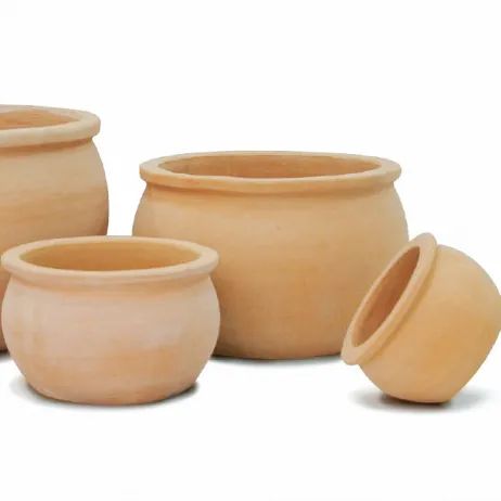 Cheap Terracotta Garden Pots in sets For Garden Centre