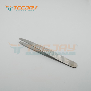 Pince à épiler TEEJAY en acier inoxydable argenté de 9,5 cm, pointe droite, pointe finement travaillée, prise en main parfaite, précision optimale, idéale pour les sourcils et les poils - Product Image 2