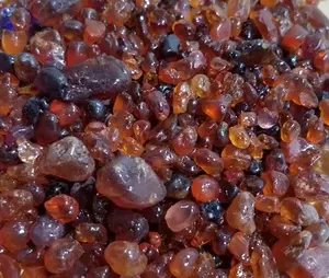 Hessonite หยาบธรรมชาติอินเทรนด์สำหรับการทำเครื่องประดับ