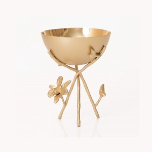 Quemador Bakhoor chapado en oro de latón hecho a mano Quemador de incienso de forma redonda de buena calidad a precio competitivo - Product Image 4