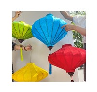 Lanterne ovale du Vietnam en bambou et soie, nouveauté, bon prix, lanterne décorative Hoi An en soie, lampe décorative faite à la main