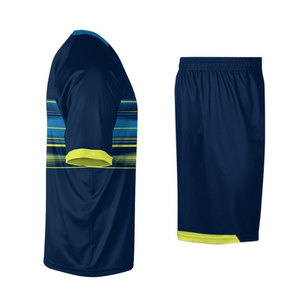 Uniformes de fútbol personalizados profesionales OEM para hombres o uniformes de fútbol personalizados para futbolistas - Product Image 4