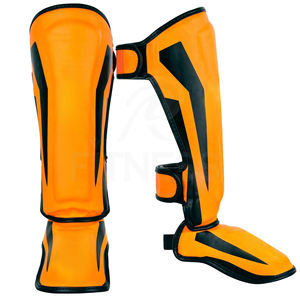 Espinilleras de Cuero de Alta Calidad para Kickboxing y MMA, Espinilleras de Cuero Rojas para MMA - Product Image 1