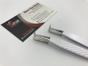 Pinzas de pestañas mate blancas para bota delgada de 90 grados de alta calidad, acero inoxidable sostenible probado a mano para belleza de volumen puntiaguda - Product Image 4