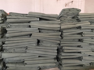 Vente en gros de bâche en toile ignifuge imperméable à l'eau 550-GSM Vert olive Kaki pour camion, voiture et chaussures-Bâches industrielles - Product Image 5